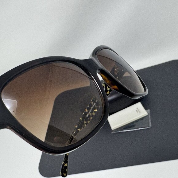 COACH HC8232 550713 Rectangle Dk Tortoise Brown Gradient 56 mm Womens Sunglasses - Picture 8 of 10